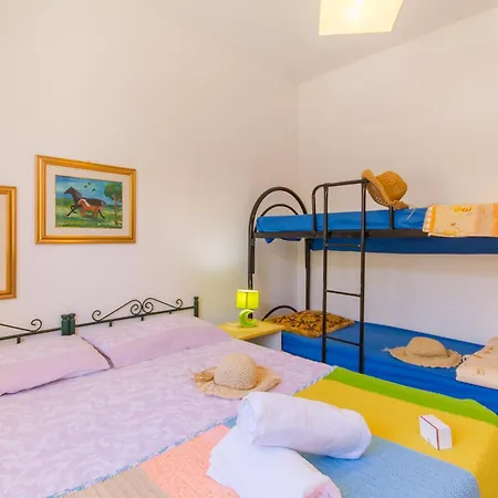 Apartment Casa Lory 3 Cozy And Near The Sea - Happy *